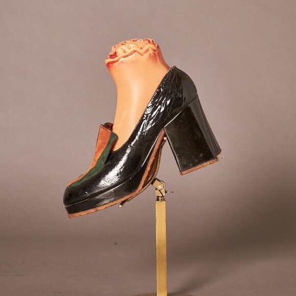 1970s Chunks Platform Suede Strip Loafer Heels - Picture 3 of 14